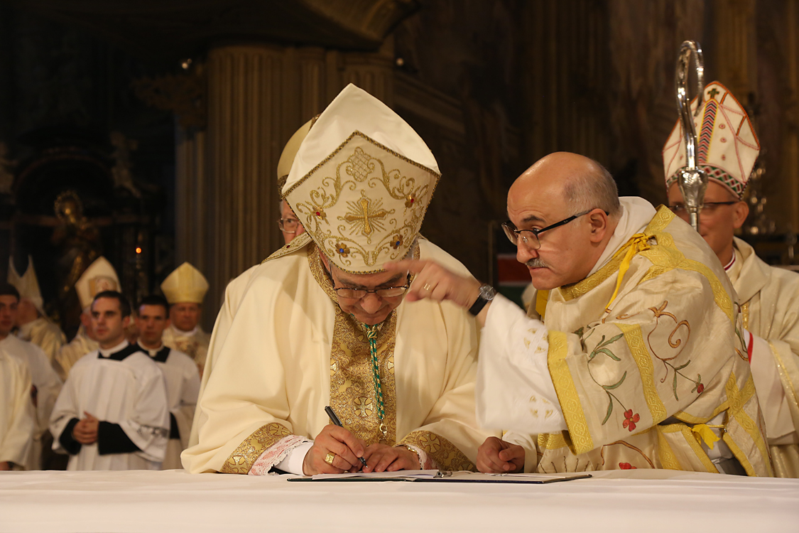 Monsignor Marco Prastaro Vescovo di Asti_452.jpg